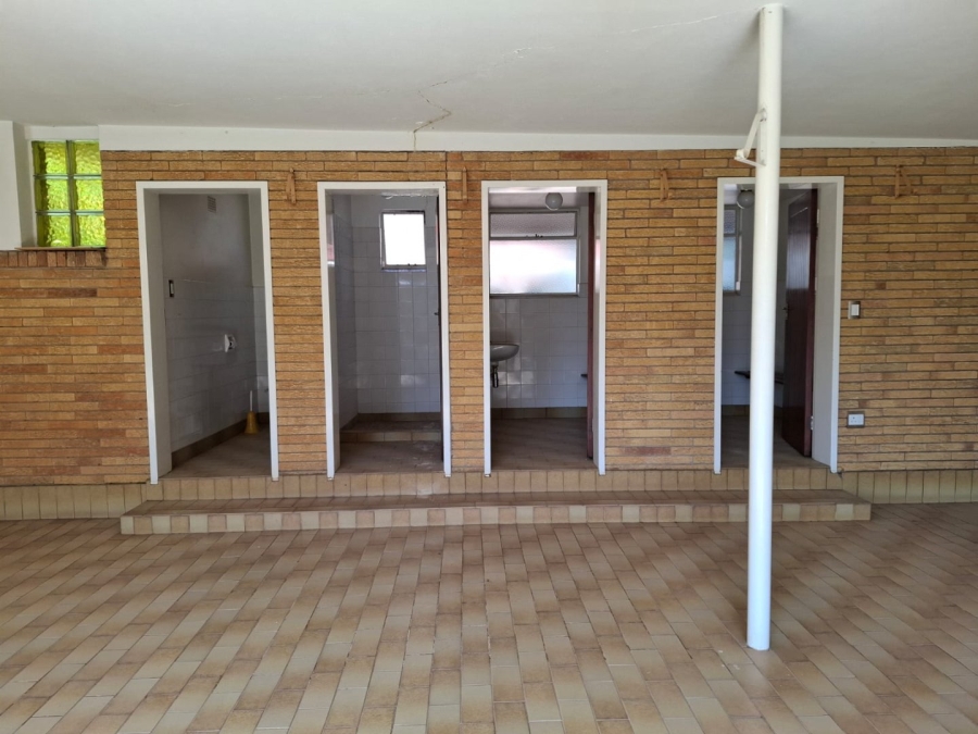 5 Bedroom Property for Sale in Dan Pienaar Free State